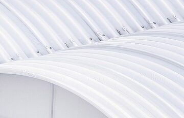 عزل بولي-يوريثان للأسطح المعدنية