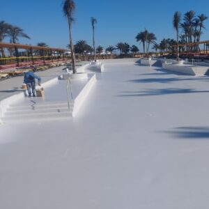 شكل حمامات السباحة بعد العزل