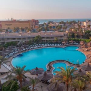 مشروع عزل حمامات السباحة فندق السندباد